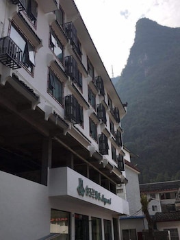 magnolia guilin yangshuo west street hotel