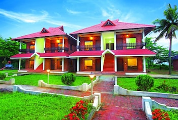 Leisure Vacations Goldfield Lake Resort,Kottayam>>Kerala,3.5 star