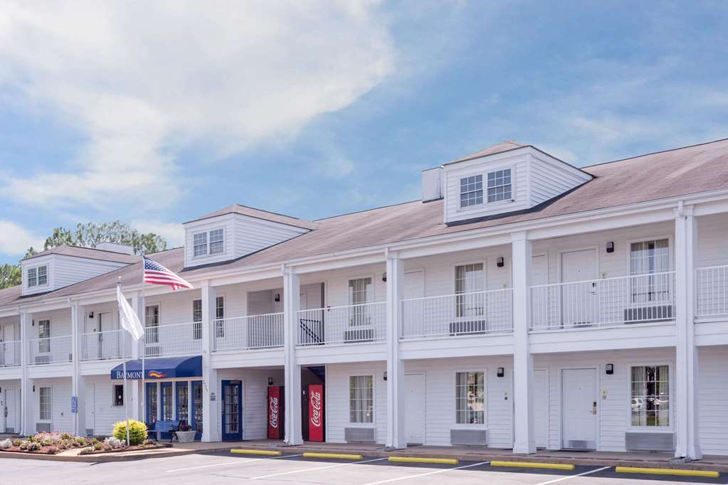 baymont by wyndham albany at albany mall