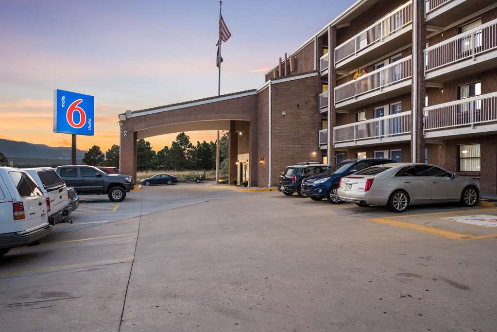 Studio 6 - Colorado Springs - Air Force Academy,El Paso County>>Colorado Springs,2.5 star