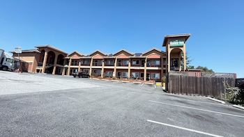 Valley Inn,Santa Cruz>>Freedom,2.5 star