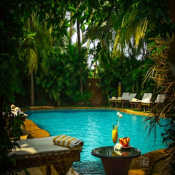 Papa Jolly Eco Resort,Morjim Beach-North Goa,3 star