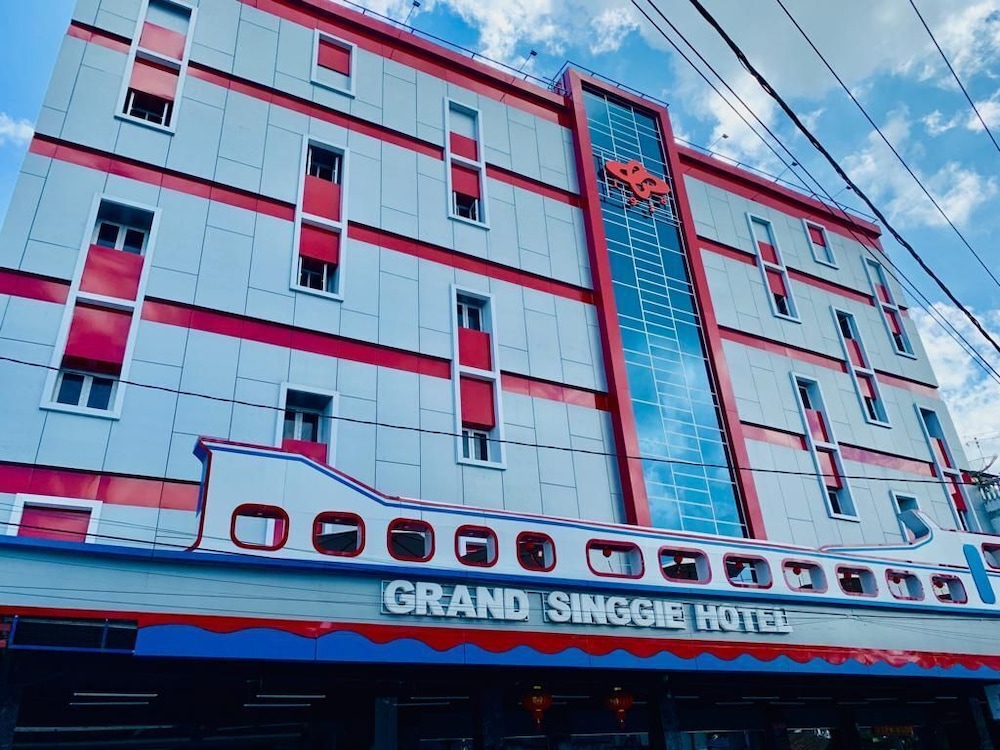 Grand Singgie Hotel,North Sumatra>>Tanjung Balai,3 star
