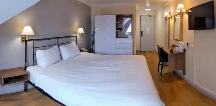 247hotel com