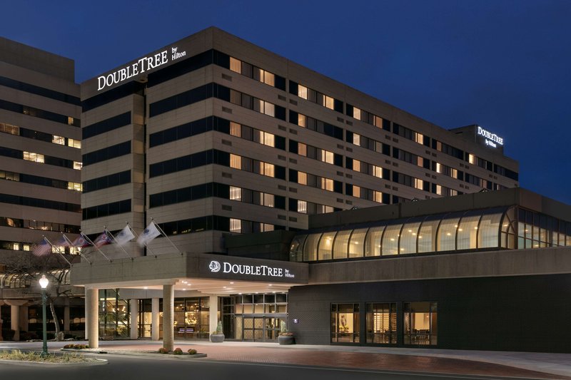 doubletree by hilton canton downtown