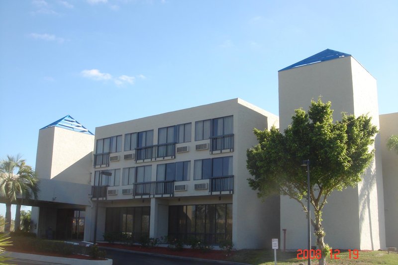 Port Labelle Inn & Conference Center,Fort Myers>>Florida,3 star