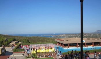 rena bianca cugnana verde residence