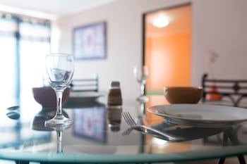 new kingston guest apartments ii