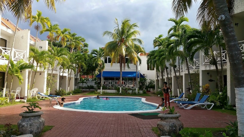 Ocho Rios Beach Resort At Chrisann,Ocho Rios>>Jamaica,3 star