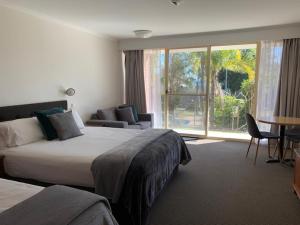 Marina Resort,Hunter>>Corlette,4 star