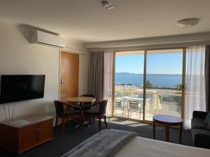 Marina Resort,Hunter>>Corlette,4 star
