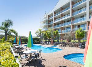 Marina Resort,Hunter>>Corlette,4 star