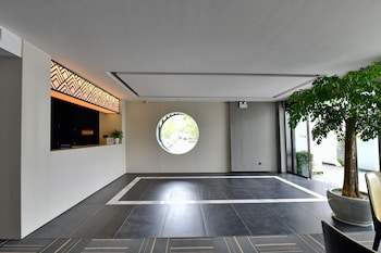 Dreamhouse,Zhejiang>>Hangzhou,3.5 star