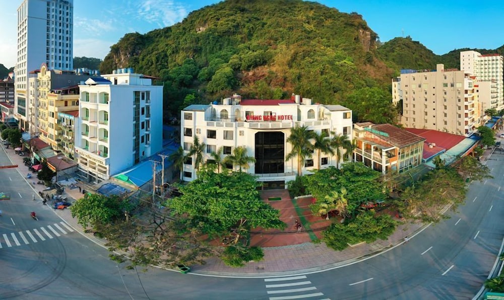 gieng ngoc hotel