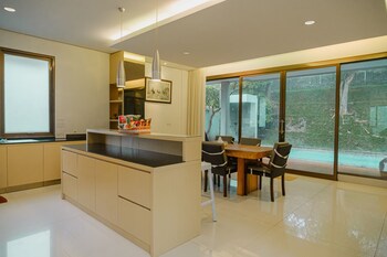 permai 7b villa 4 bedroom with a private pool
