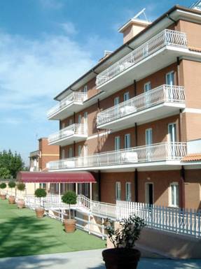 Marini Park Hotel,Grottaferrata>>Castel Di Leva,3 star
