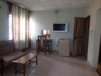 Tafol Hotel & Suit