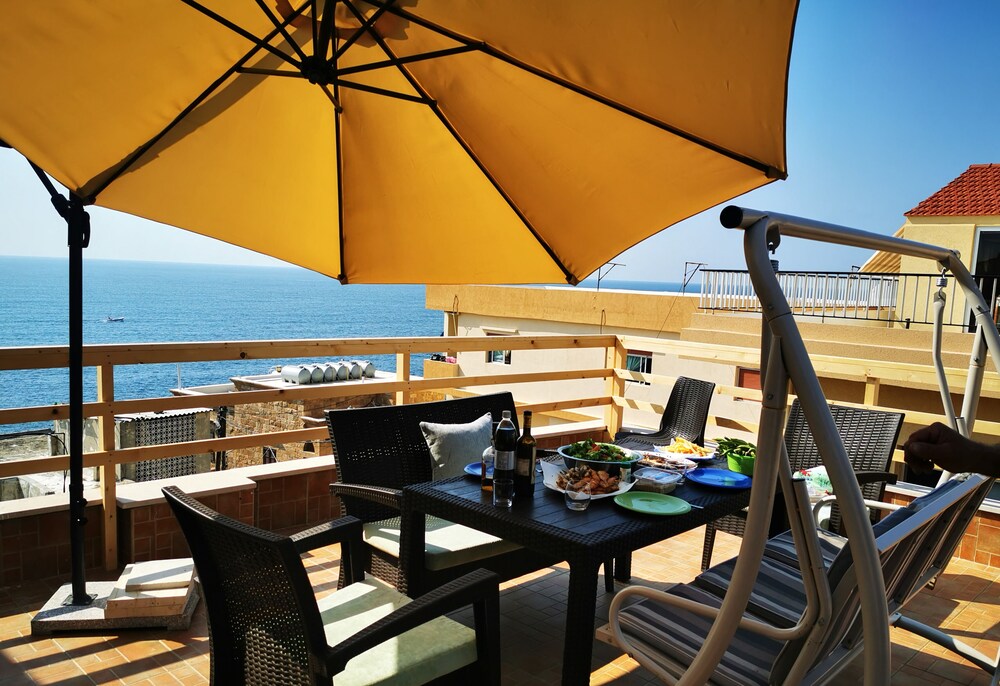 Apartment Near Lady Of The Sea & Phoenician Wall,,0 star