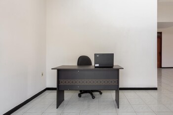 Reddoorz Near Universitas Widyagama Malang,Malang>>Batu,3 star