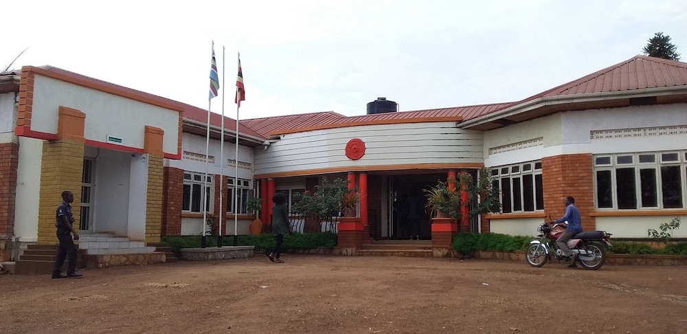 Lado Hotel,,3 star