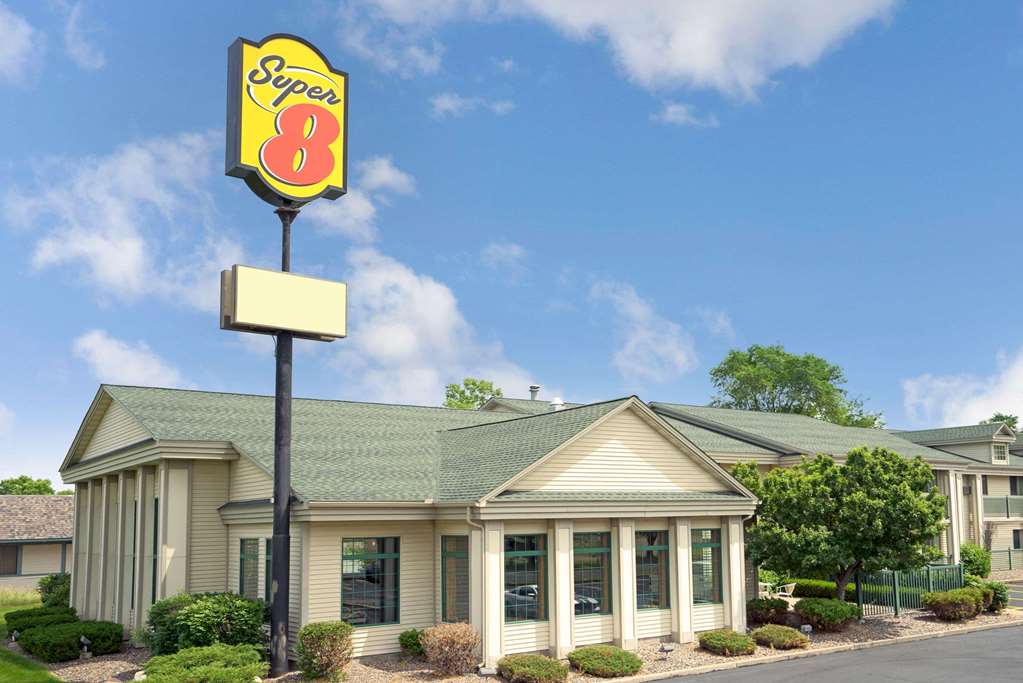 Super 8 By Wyndham Hudson,New Richmond>>Hudson,2 star