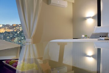 altius kolonaki lodge by kandk