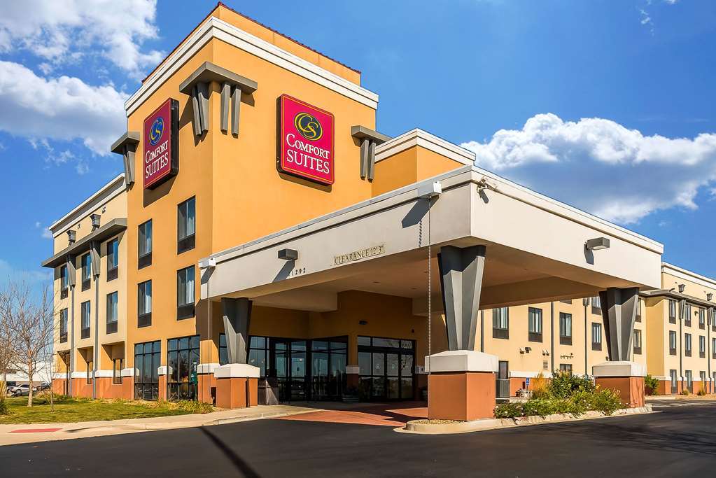 comfort suites longmont