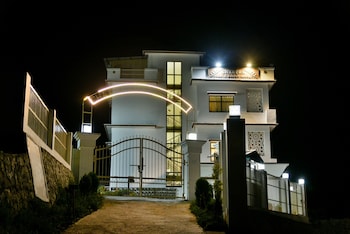 Charekh Food & Forest Resort,,3 star