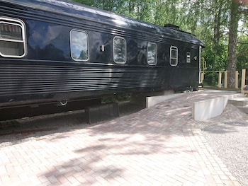 Tagvagnshotellet Silleruds Station,,2.5 star