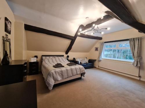 17Th-Century One Bed Studio With Parking & Garden!,Retford>>Nottinghamshire,0 star