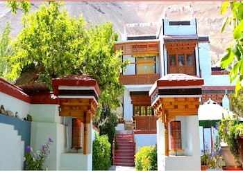 Tih Namra Village Hotel - Temisgam,Ladakh>>Leh,3 star