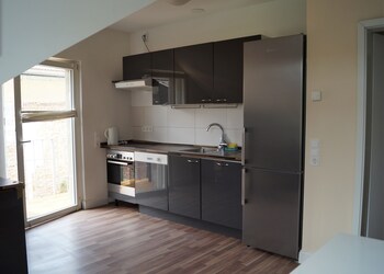 United - Hostel,,1 star