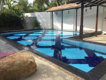 Unawatuna Royal Lotus Villa,,3 star