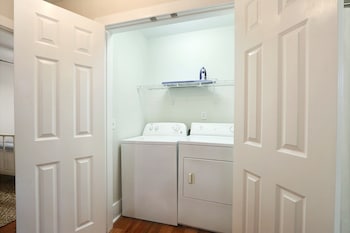 gallery stays parkside loft