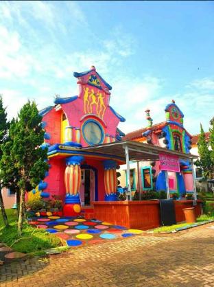 Villa Miky Kota Bunga Puncak Cianjur Bogor