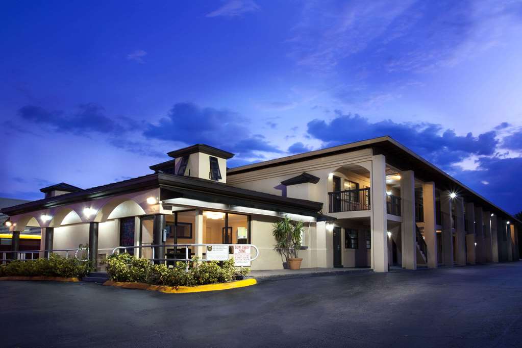 Knights Inn Orlando,Oak Ridge>>Kissimmee,2 star