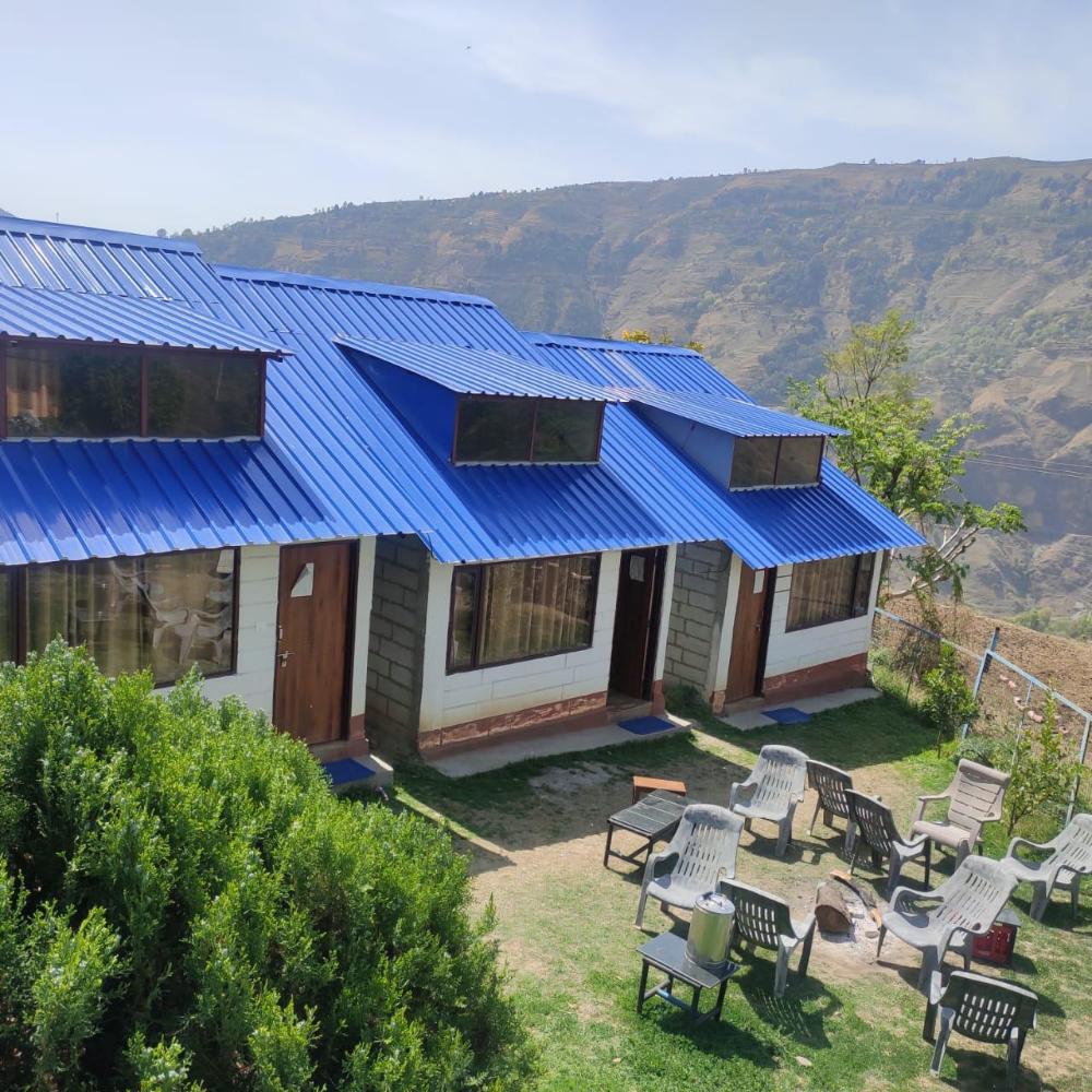 blue canvas resort chakrata