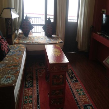 Serkong House,Kangra>>Dharamshala,2 star