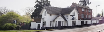 cross roads hotel by greene king inns