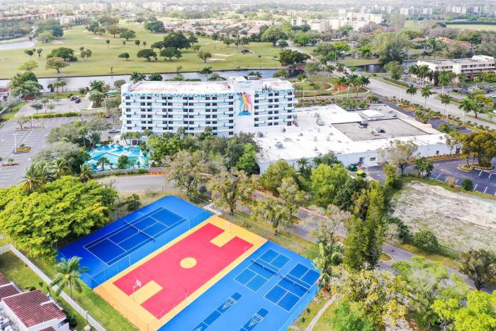 Chateau Mar Golf Resort, Trademark Collection By Wyndham,,4 star