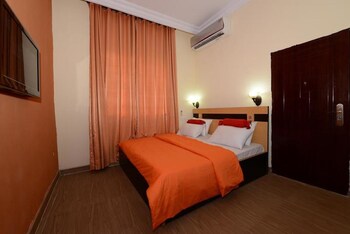 Momak 1 Hotel & Suites,,3 star