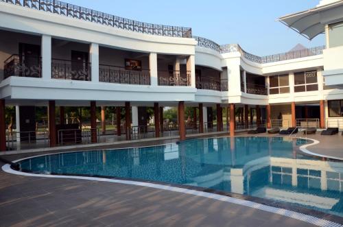 Anmol Ruturaj Club,Mehmdavad Highway,4 star