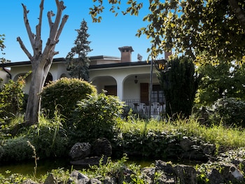 Villa Berra B&B Riva Del Po,,1 star