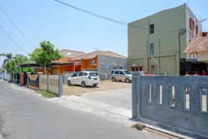 Reddoorz Near Alun Alun Pati,Kudus>>Central Java,2.5 star