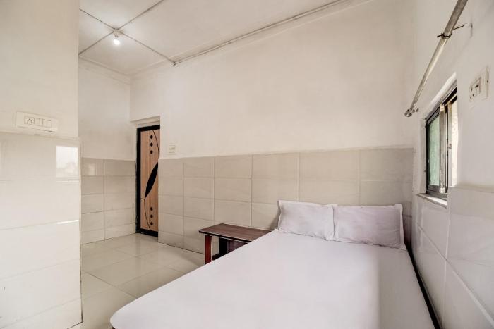 Spot On Sargam Lodging And Boarding,Mahape>>Kalyan,2 star