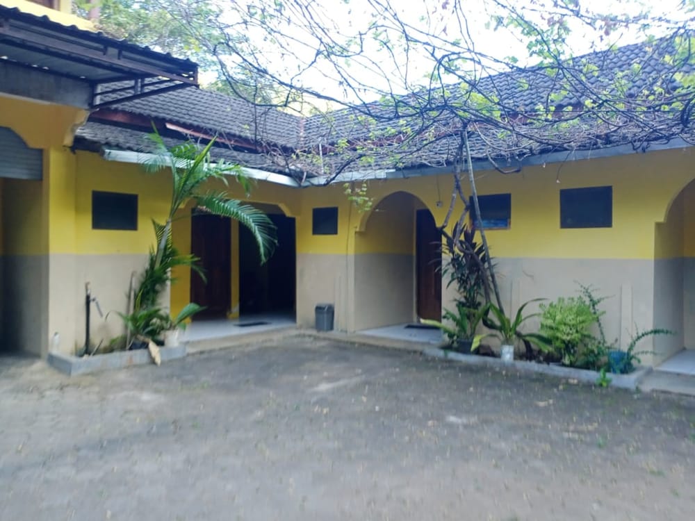 Homestay Baronsari,,1 star