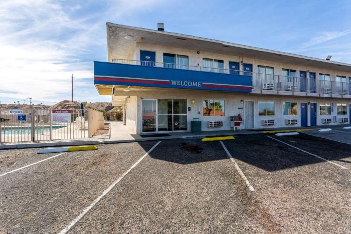 Motel 6 Needles, Ca,Near Needles Regional Museum,2 star
