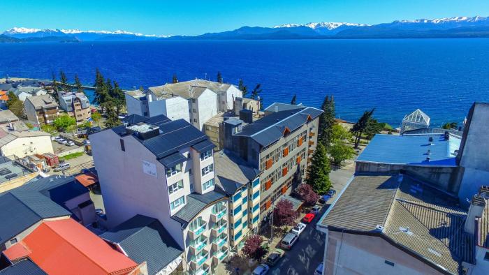 Hotel Ayres Del Nahuel,Rio Negro>>San Carlos De Bariloche,3 star
