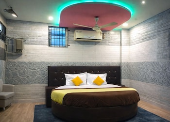 Hotel Kdm,Nana Mava,3 star