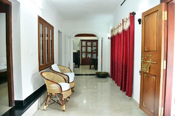 Marayoor Holidays,Devikolam>>Chinnakanal,3 star